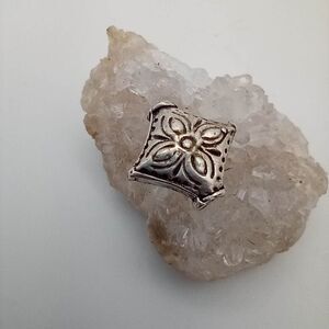 Solid silver Aztec star‎ charm